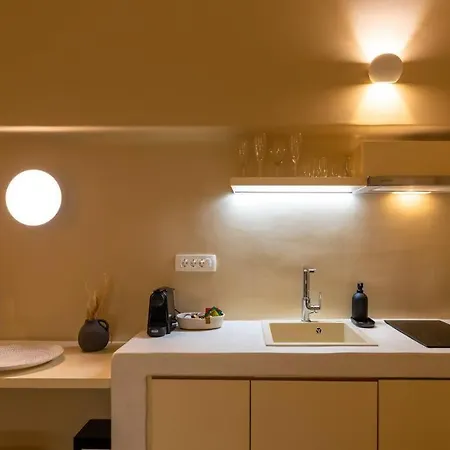 Rockhill Luxury Imerovigli Villa