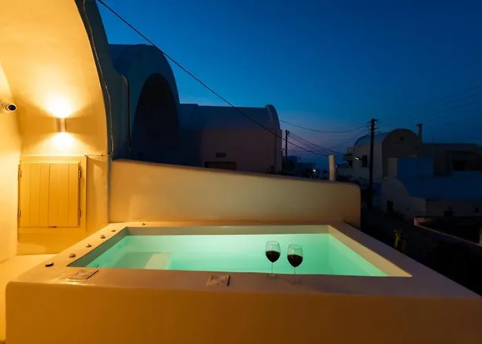 Rockhill Luxury Imerovigli Villa Fira (Santorini)